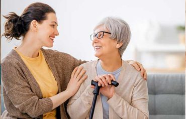 Yaşlı Bakıcı Hizmeti